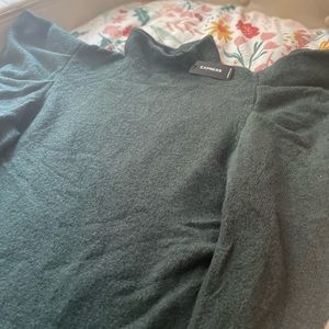 Gorgeous Puffy shoulder sweater